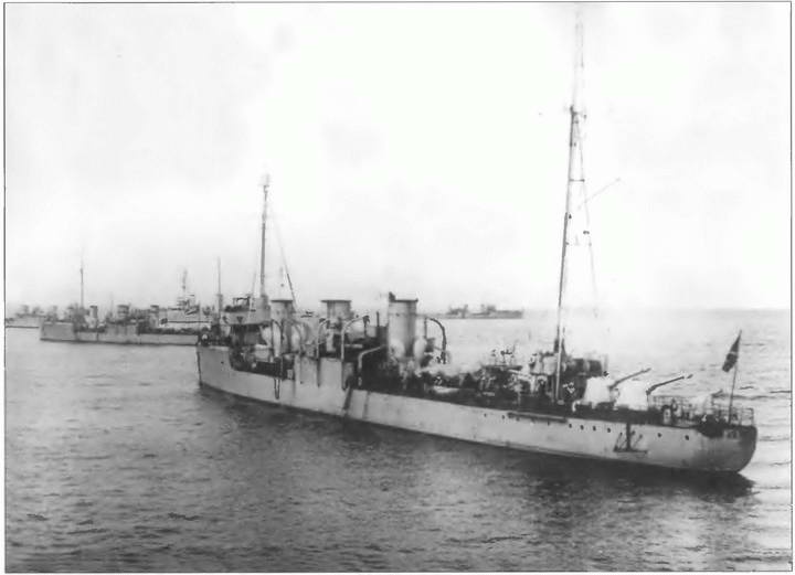 Иллюстрация к книге — Расходный материал флота. Миноносцы СССР и России [i_002.jpg]