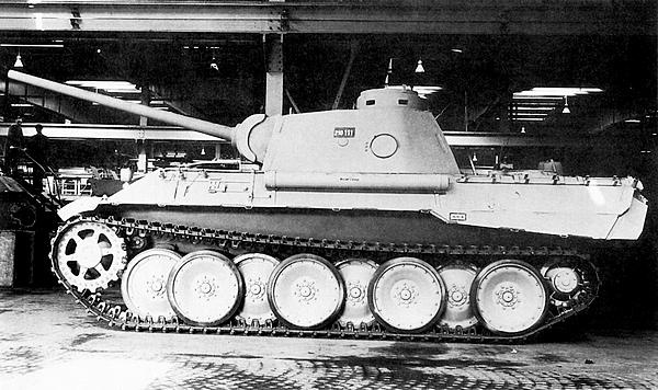 Иллюстрация к книге — Тяжёлый танк «Пантера». Первая полная энциклопедия [i_033.jpg]