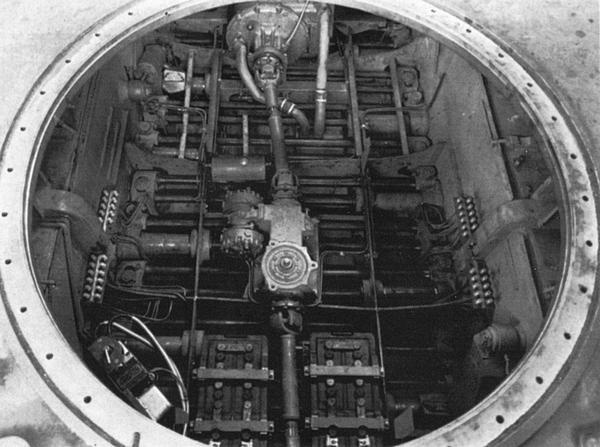 Иллюстрация к книге — Тяжёлый танк «Пантера». Первая полная энциклопедия [i_082.jpg]