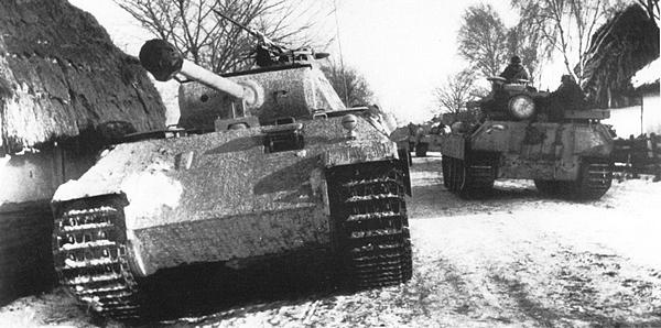 Иллюстрация к книге — Тяжёлый танк «Пантера». Первая полная энциклопедия [i_083.jpg]