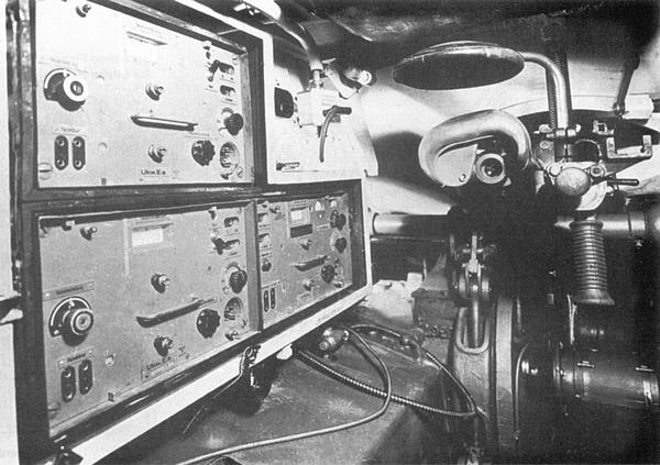 Иллюстрация к книге — Тяжёлый танк «Пантера». Первая полная энциклопедия [i_094.jpg]