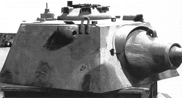 Иллюстрация к книге — Тяжёлый танк «Пантера». Первая полная энциклопедия [i_147.jpg]