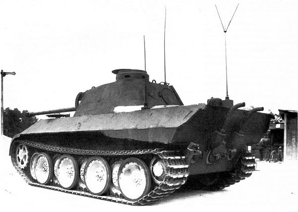 Иллюстрация к книге — Тяжёлый танк «Пантера». Первая полная энциклопедия [i_151.jpg]