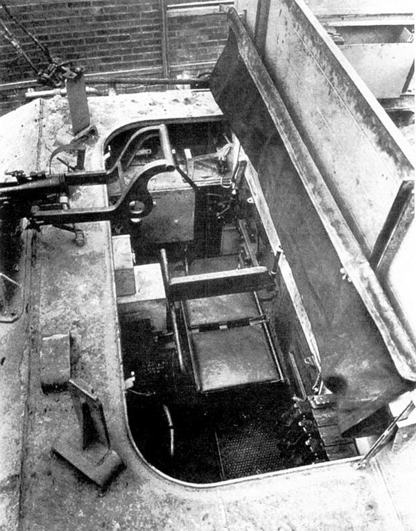 Иллюстрация к книге — Тяжёлый танк «Пантера». Первая полная энциклопедия [i_163.jpg]