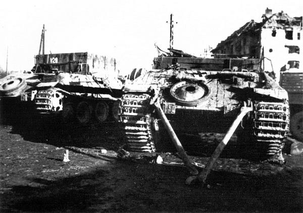 Иллюстрация к книге — Тяжёлый танк «Пантера». Первая полная энциклопедия [i_167.jpg]