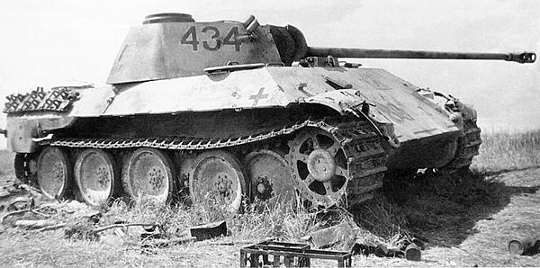 Иллюстрация к книге — Тяжёлый танк «Пантера». Первая полная энциклопедия [i_196.jpg]