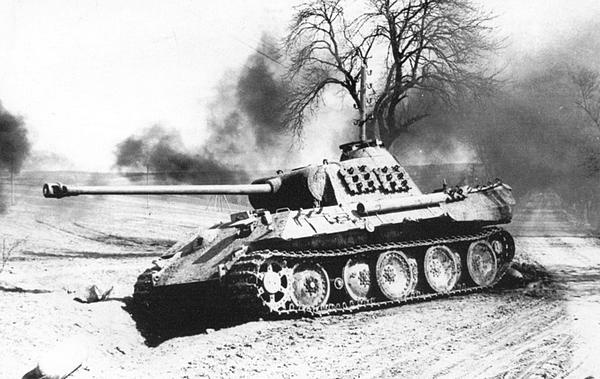 Иллюстрация к книге — Тяжёлый танк «Пантера». Первая полная энциклопедия [i_244.jpg]