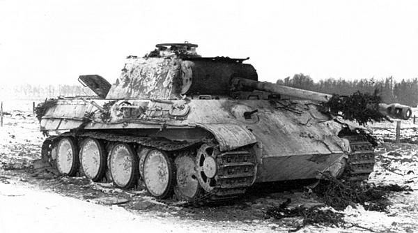 Иллюстрация к книге — Тяжёлый танк «Пантера». Первая полная энциклопедия [i_251.jpg]