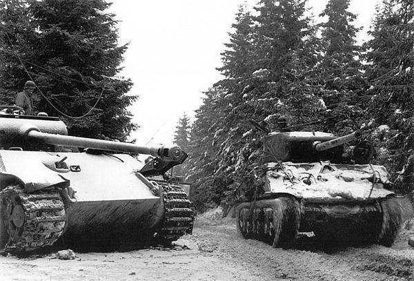 Иллюстрация к книге — Тяжёлый танк «Пантера». Первая полная энциклопедия [i_272.jpg]