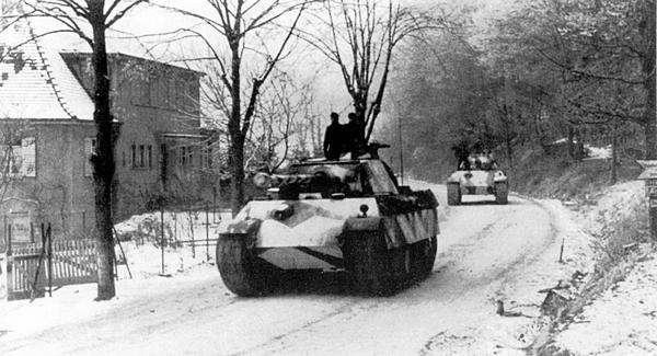 Иллюстрация к книге — Тяжёлый танк «Пантера». Первая полная энциклопедия [i_278.jpg]