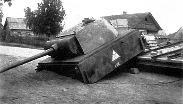 Иллюстрация к книге — Тяжёлый танк «Пантера». Первая полная энциклопедия [i_282.jpg]