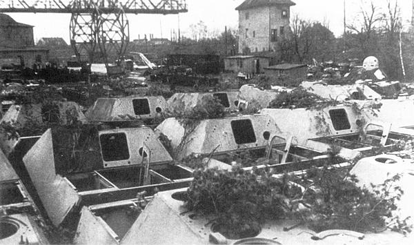 Иллюстрация к книге — Тяжёлый танк «Пантера». Первая полная энциклопедия [i_329.jpg]