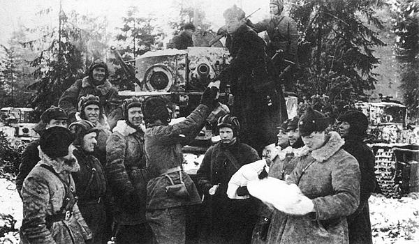 Иллюстрация к книге — Средний танк Т-28. Трёхглавый монстр Сталина [i_116.jpg]