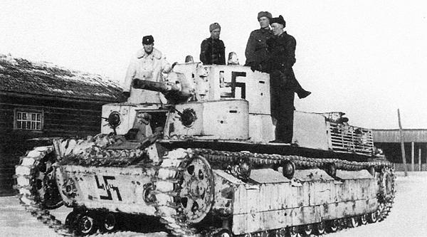 Иллюстрация к книге — Средний танк Т-28. Трёхглавый монстр Сталина [i_183.jpg]