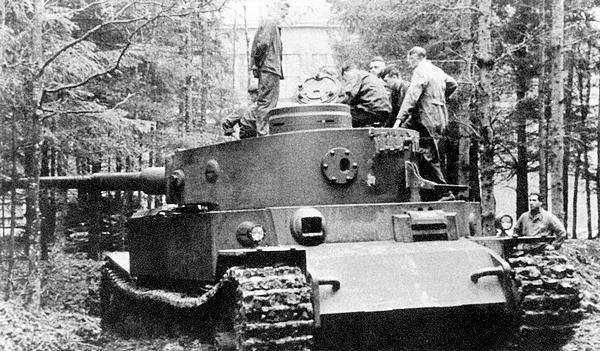 Иллюстрация к книге — «Элефант». Тяжёлое штурмовое орудие Фердинанда Порше [i_008.jpg]