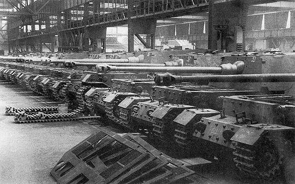 Иллюстрация к книге — «Элефант». Тяжёлое штурмовое орудие Фердинанда Порше [i_017.jpg]