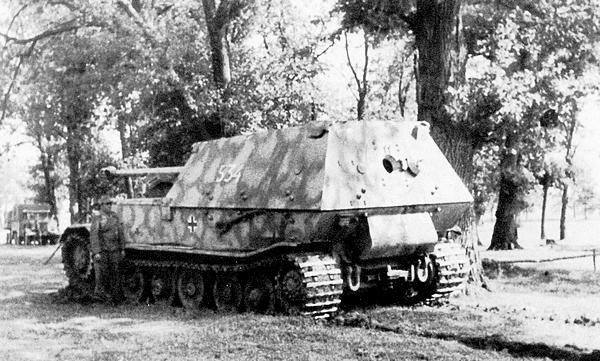 Иллюстрация к книге — «Элефант». Тяжёлое штурмовое орудие Фердинанда Порше [i_073.jpg]