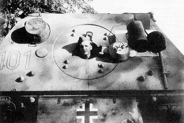 Иллюстрация к книге — «Элефант». Тяжёлое штурмовое орудие Фердинанда Порше [i_075.jpg]