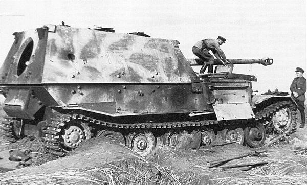 Иллюстрация к книге — «Элефант». Тяжёлое штурмовое орудие Фердинанда Порше [i_087.jpg]