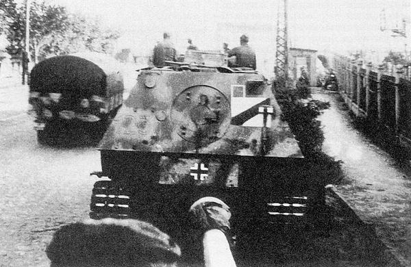 Иллюстрация к книге — «Элефант». Тяжёлое штурмовое орудие Фердинанда Порше [i_103.jpg]