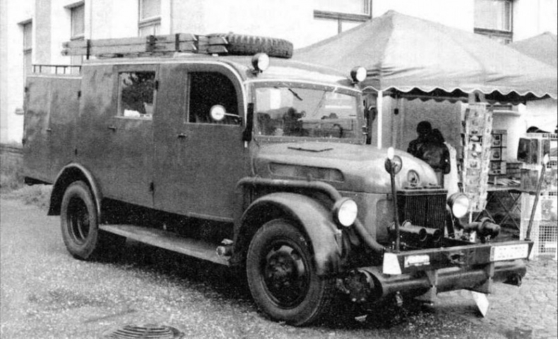 Иллюстрация к книге — Полуторатонные грузовики Германии 1939—1945 гг. [img_64.jpg]