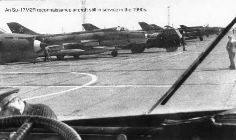 Иллюстрация к книге — Истребитель-бомбардировщик Су-17 [img_105.jpg]