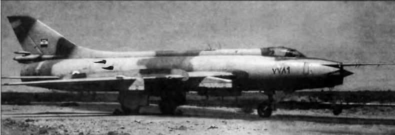 Иллюстрация к книге — Истребитель-бомбардировщик Су-17 [img_122.jpg]