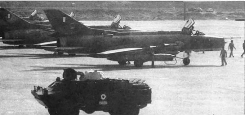 Иллюстрация к книге — Истребитель-бомбардировщик Су-17 [img_127.jpg]