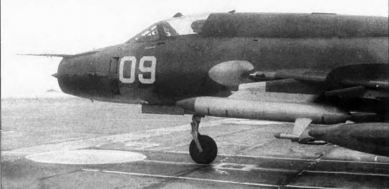 Иллюстрация к книге — Истребитель-бомбардировщик Су-17 [img_77.jpg]