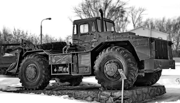 Иллюстрация к книге — Секретные автомобили Советской Армии [_104.jpg]