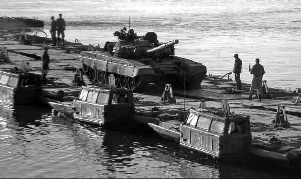 Иллюстрация к книге — Секретные автомобили Советской Армии [_194.jpg]