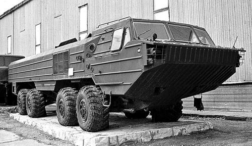 Иллюстрация к книге — Секретные автомобили Советской Армии [_198.jpg]