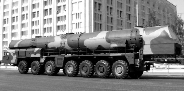 Иллюстрация к книге — Секретные автомобили Советской Армии [_323.jpg]