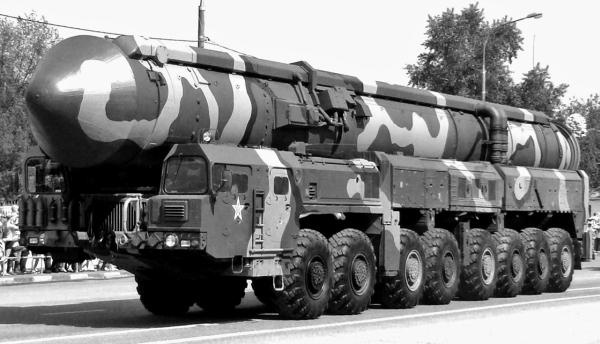 Иллюстрация к книге — Секретные автомобили Советской Армии [_330.jpg]