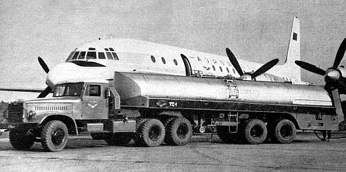 Иллюстрация к книге — Автомобили Советской Армии 1946-1991 [_127.jpg]