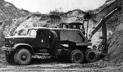 Иллюстрация к книге — Автомобили Советской Армии 1946-1991 [_130.jpg]