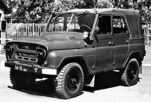 Иллюстрация к книге — Автомобили Советской Армии 1946-1991 [_137.jpg]