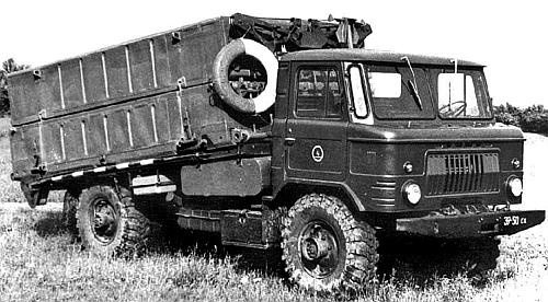 Иллюстрация к книге — Автомобили Советской Армии 1946-1991 [_166.jpg]