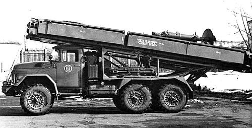 Иллюстрация к книге — Автомобили Советской Армии 1946-1991 [_203.jpg]