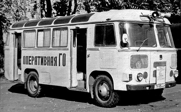 Иллюстрация к книге — Автомобили Советской Армии 1946-1991 [_272.jpg]