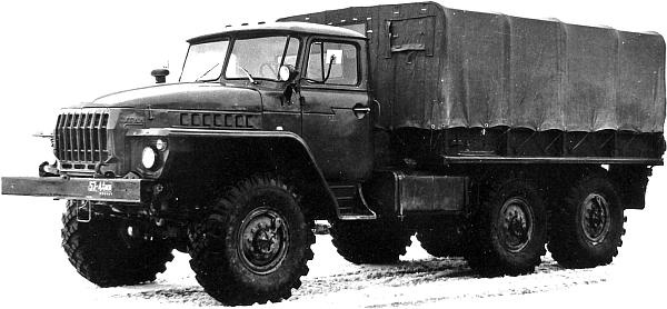 Иллюстрация к книге — Автомобили Советской Армии 1946-1991 [_291.jpg]