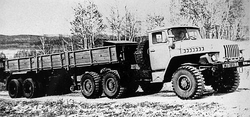 Иллюстрация к книге — Автомобили Советской Армии 1946-1991 [_294.jpg]