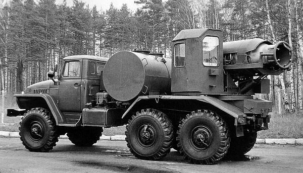 Иллюстрация к книге — Автомобили Советской Армии 1946-1991 [_301.jpg]