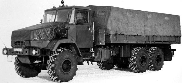 Иллюстрация к книге — Автомобили Советской Армии 1946-1991 [_325.jpg]