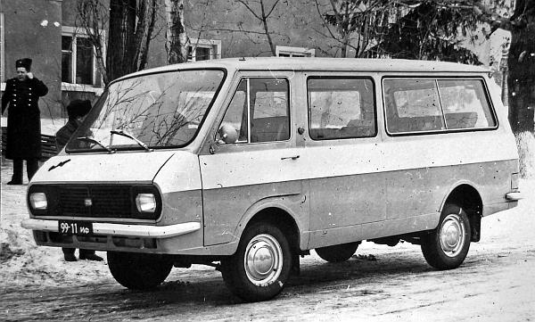 Иллюстрация к книге — Автомобили Советской Армии 1946-1991 [_327.jpg]