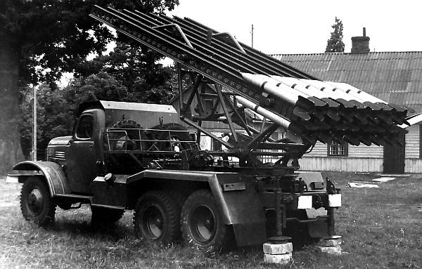 Иллюстрация к книге — Автомобили Советской Армии 1946-1991 [_64.jpg]