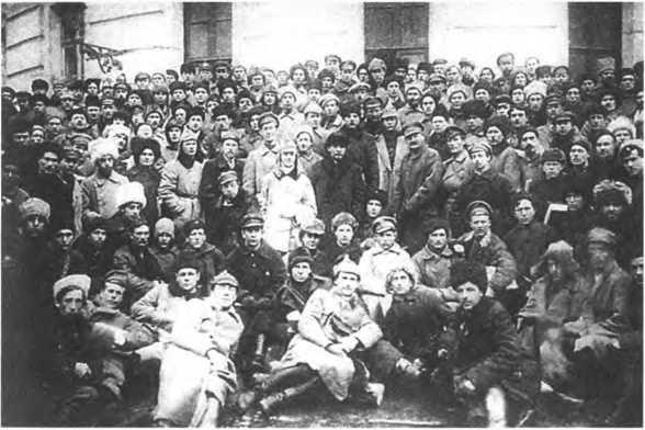 Иллюстрация к книге — Русская армия между Троцким и Сталиным [i_018.jpg]