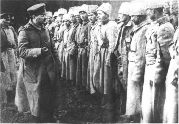 Иллюстрация к книге — Русская армия между Троцким и Сталиным [i_024.jpg]