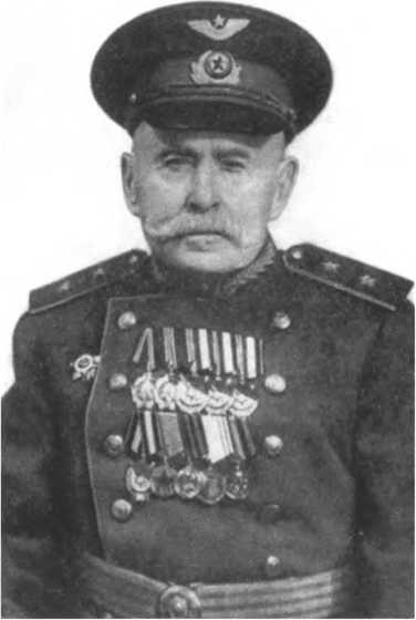 Иллюстрация к книге — Русская армия между Троцким и Сталиным [i_028.jpg]