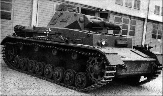 Иллюстрация к книге — Танки III Рейха. Том II [i_115.jpg]